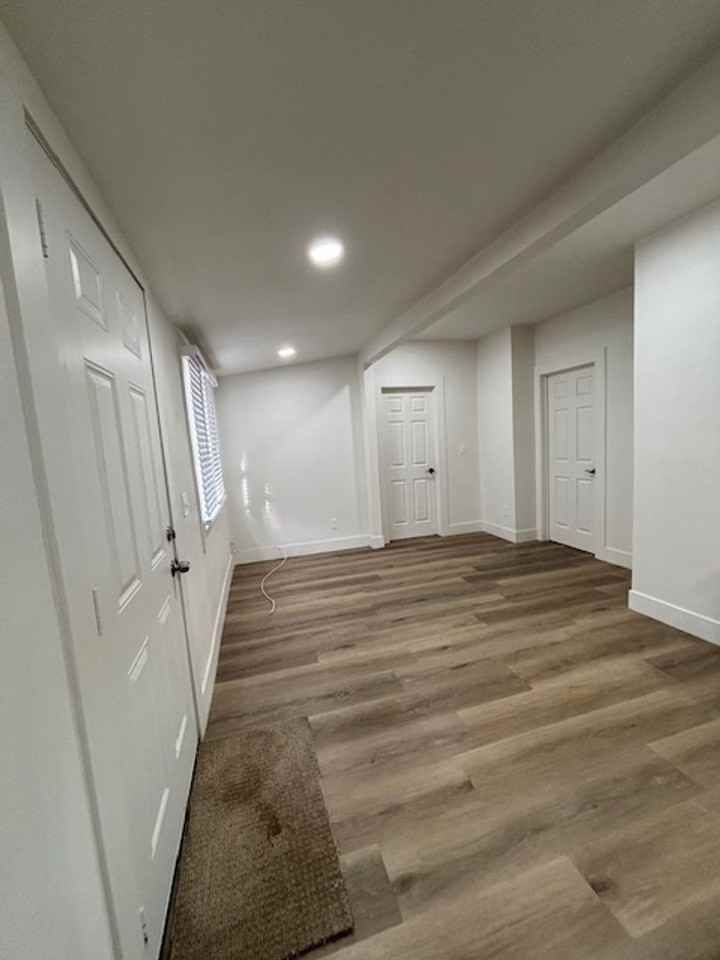 4338 University Ave #C - Photo 4 of 11