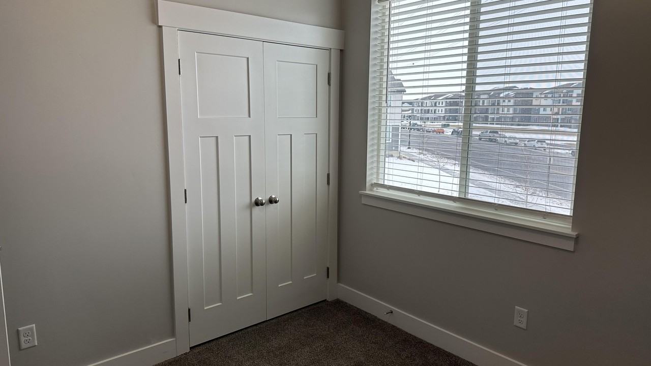 767 Nw #1 - Photo 3 of 18
