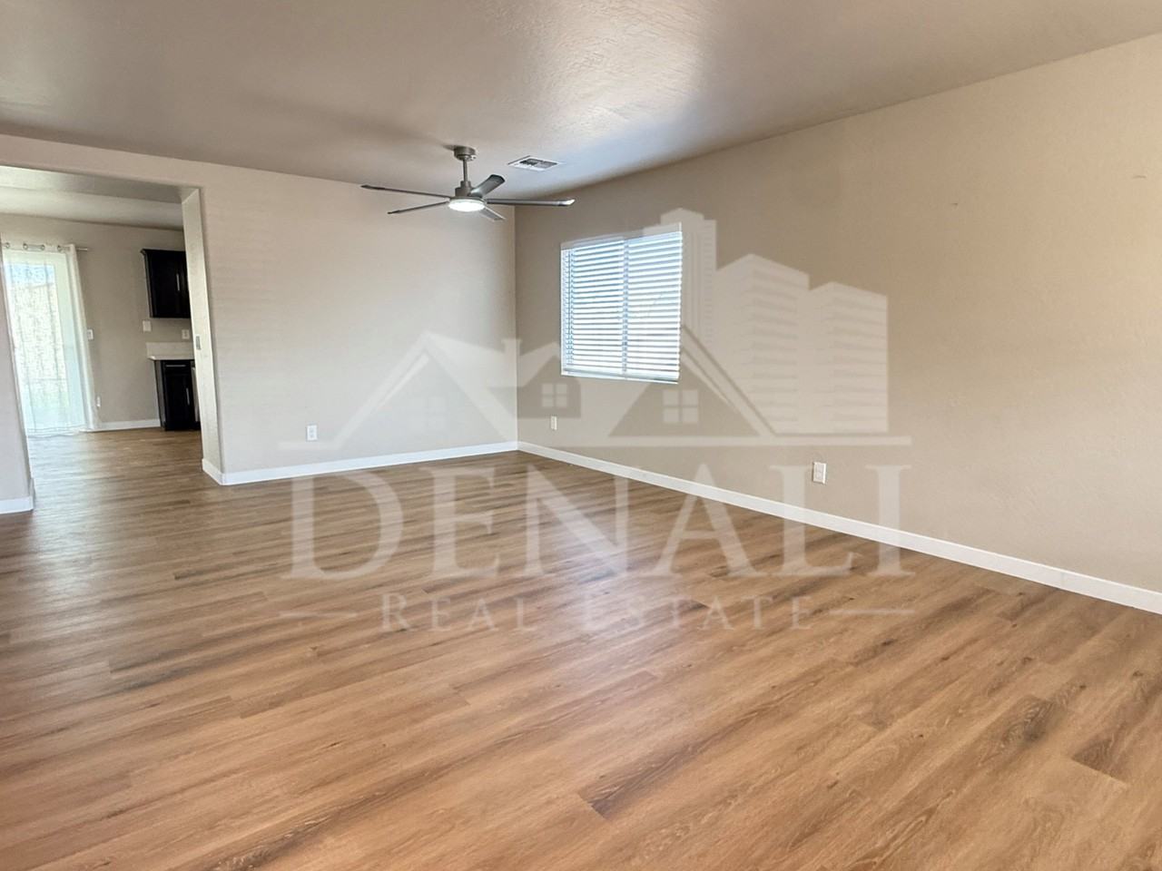 11534 W Longley Ln - Photo 3 of 29