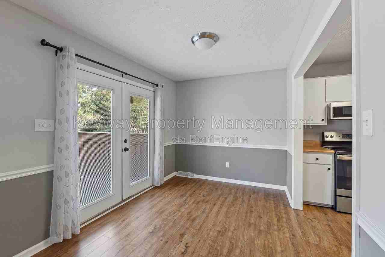 44 Bluff Pointe Way - Photo 7 of 18