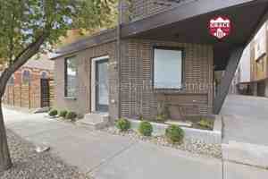 featured image of 3607 Navajo St