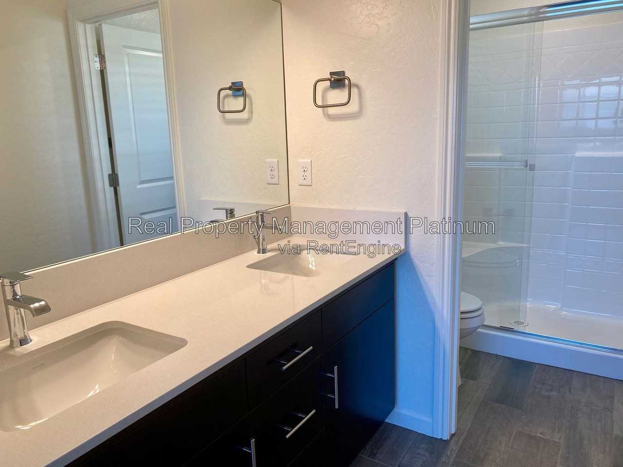 1950 Minarets Ln - Photo 5 of 16