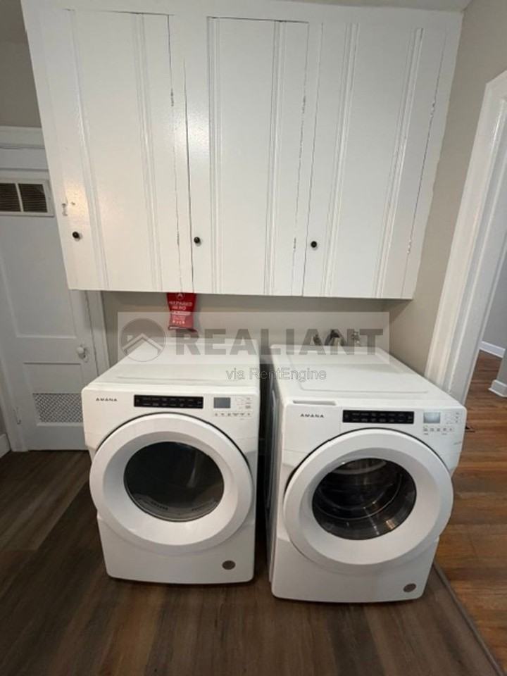 1411 Hill St - Photo 7 of 18