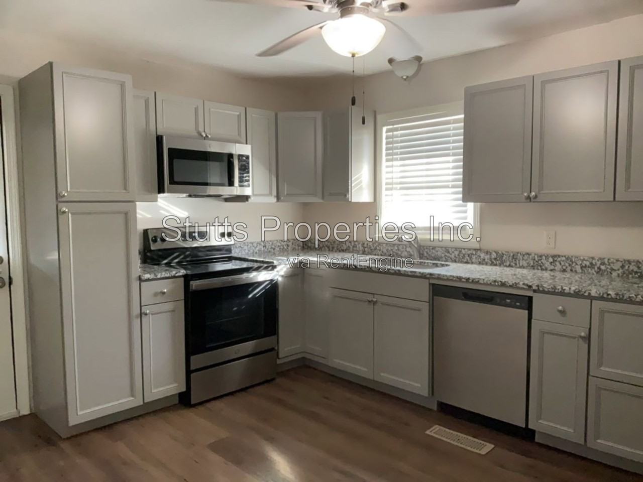 113 High Point Ave - Photo 4 of 12