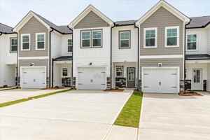 featured image of 216 Linsmore Ln