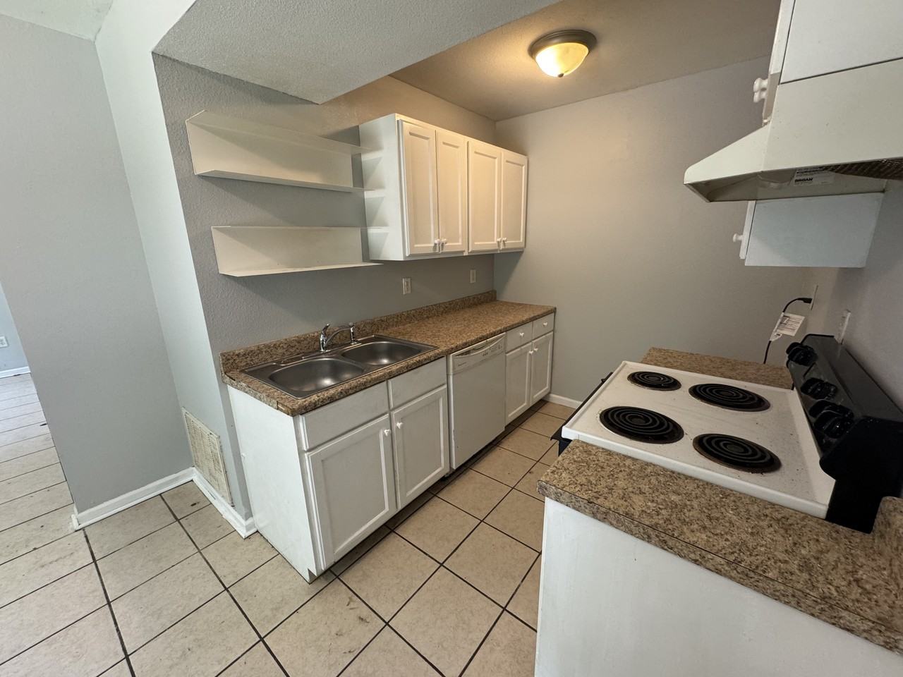 231 Serd #4 - Photo 4 of 7