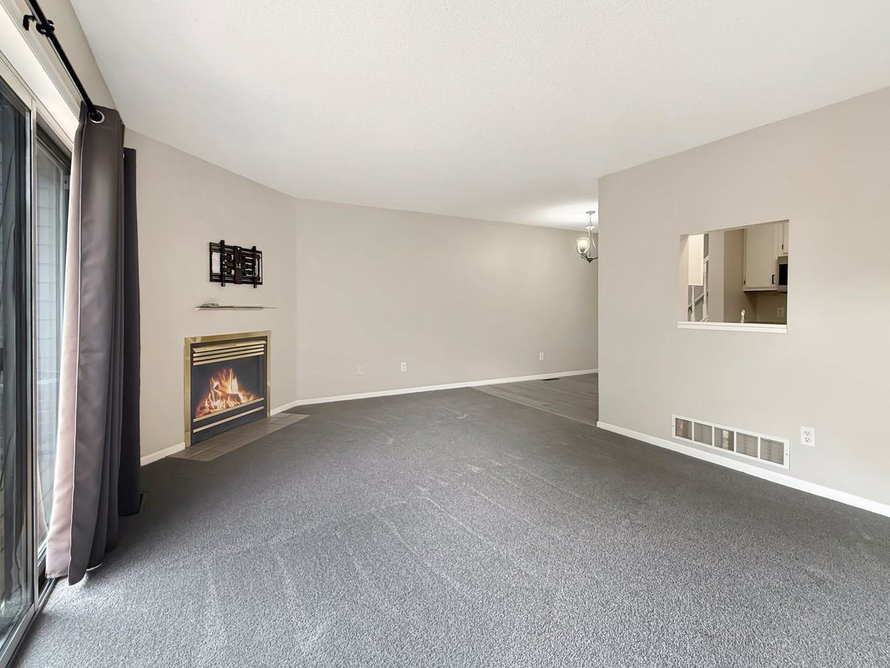14393 Estates Ave - Photo 5 of 20