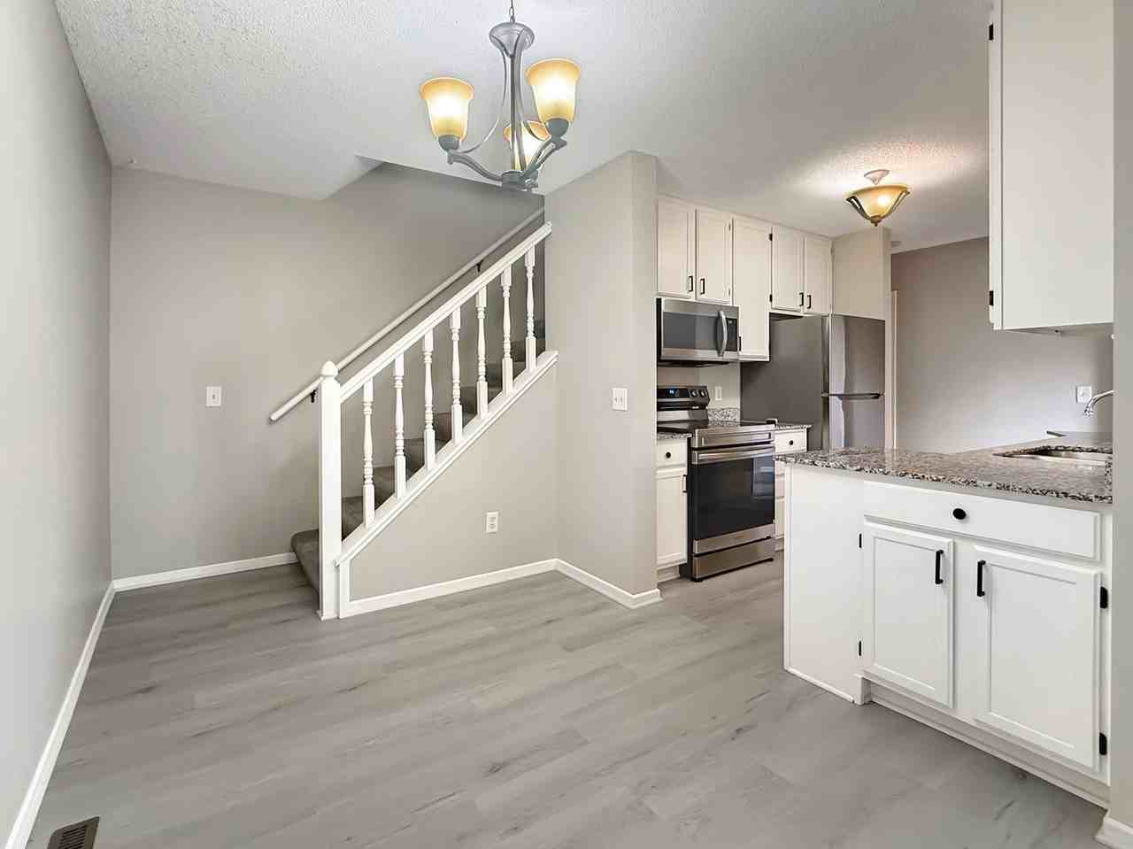 14393 Estates Ave - Photo 7 of 20