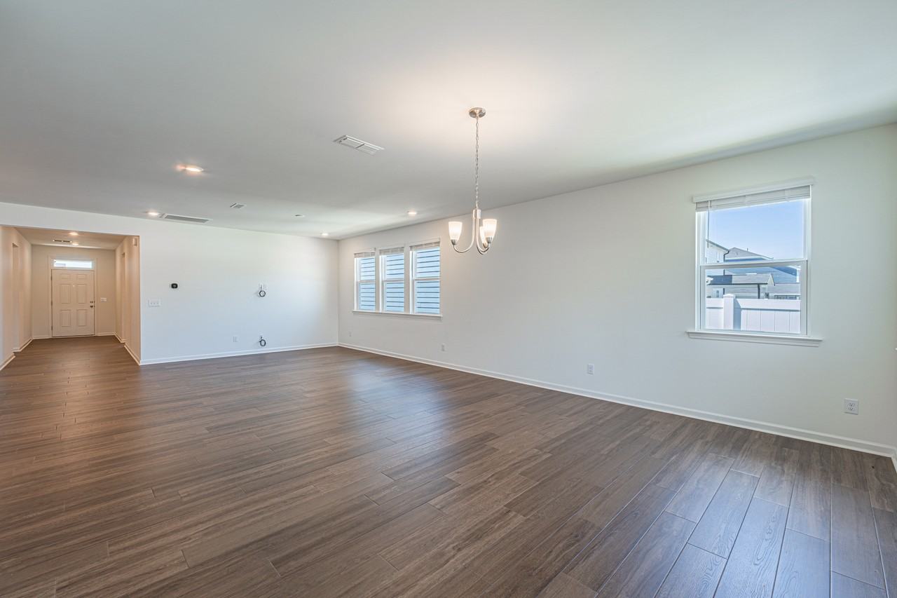 86 Norman Ave - Photo 2 of 27