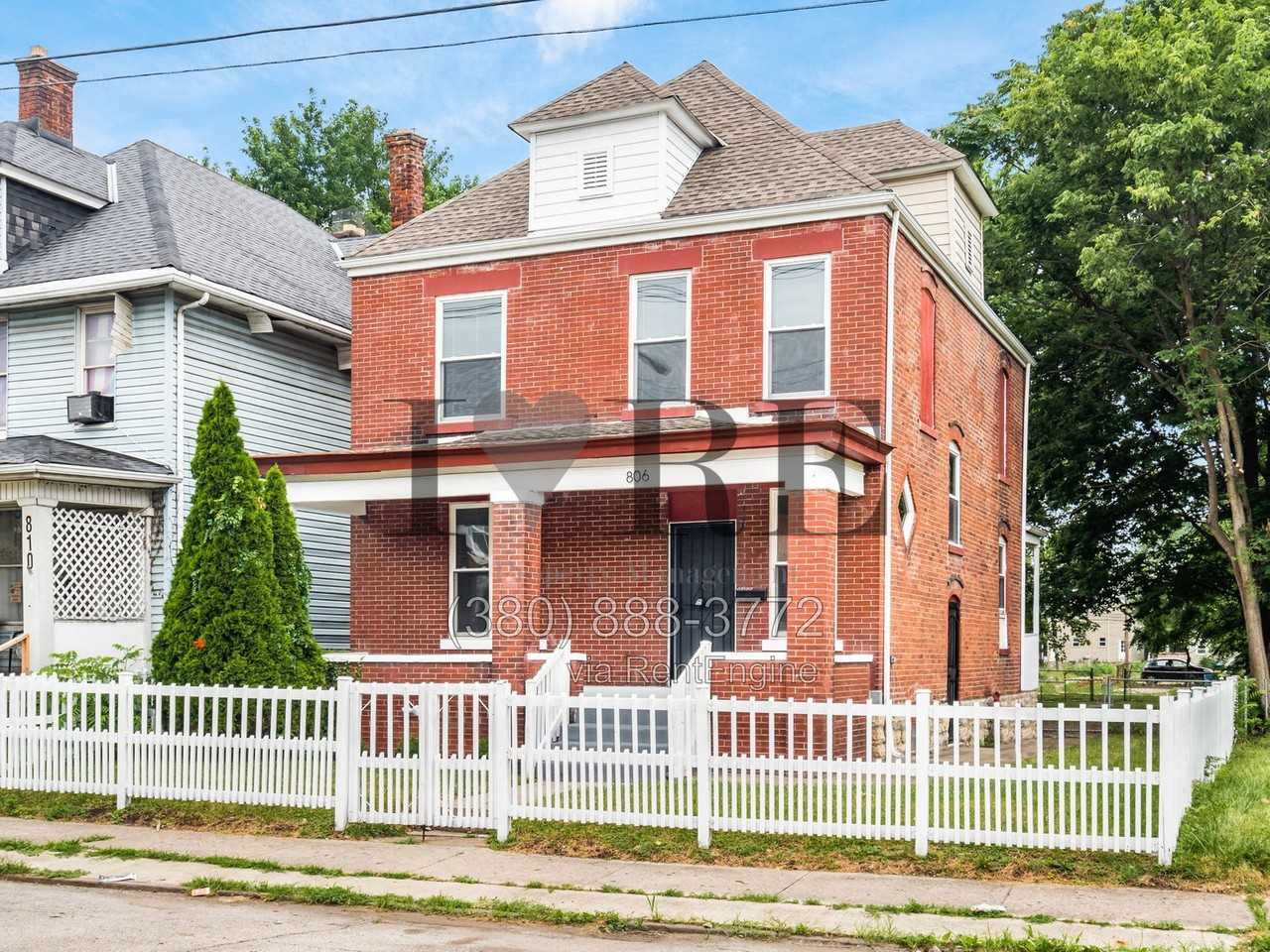 806 Sullivant Ave - Photo 6 of 43