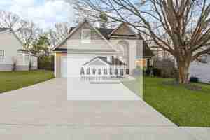 featured image of 382 Summer Hill Cir