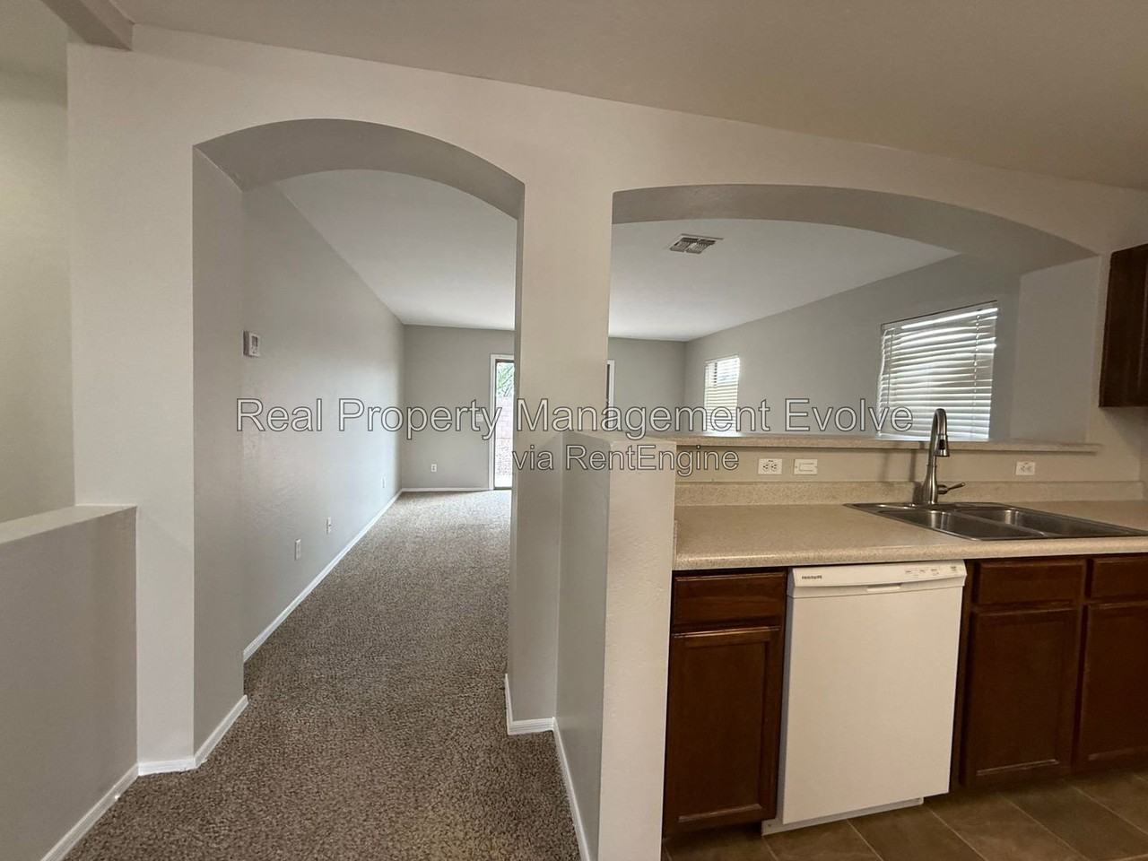 15999 W Larkspur Dr - Photo 3 of 23