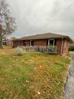 featured image of 118 Robin Rd #A