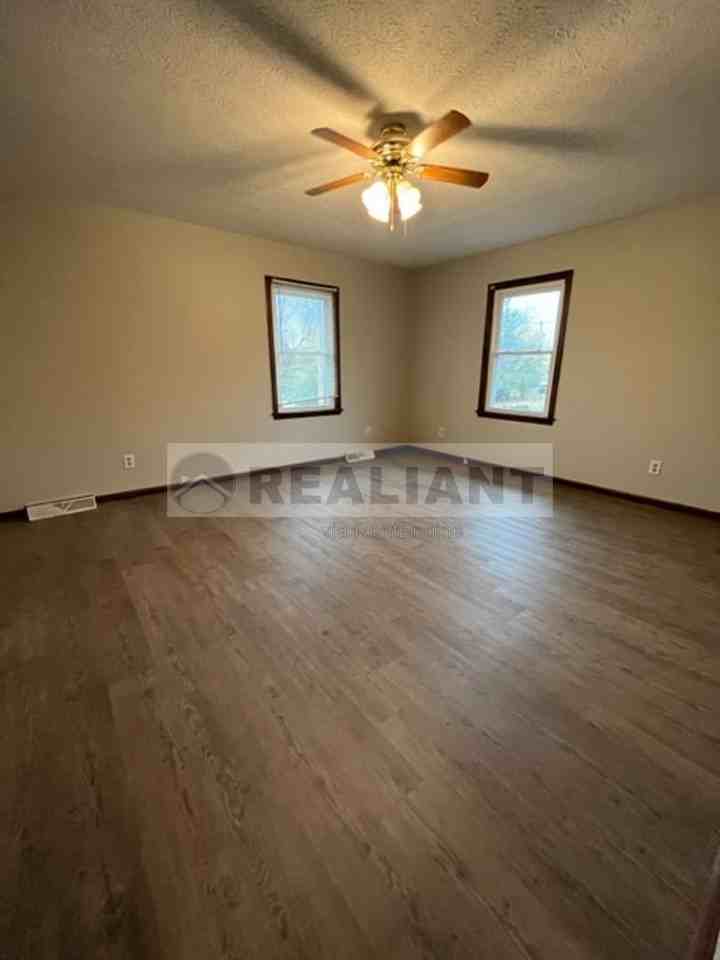 118 Robin Rd #A - Photo 3 of 8