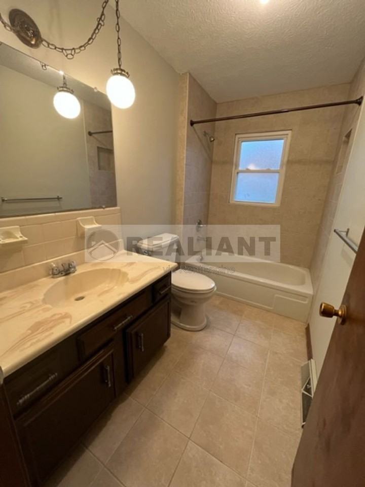 118 Robin Rd #A - Photo 7 of 8