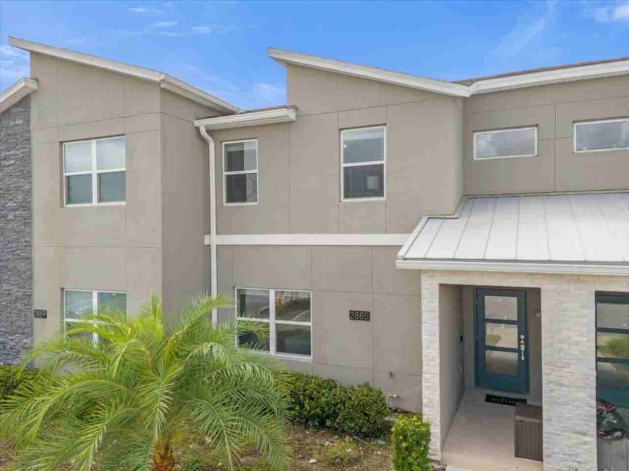 2885 Simile St - Photo 2 of 50