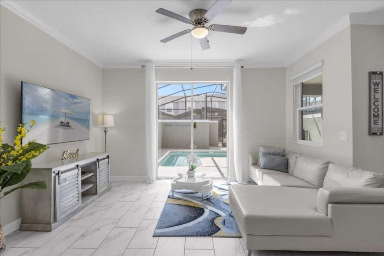 2885 Simile St - Photo 5 of 50