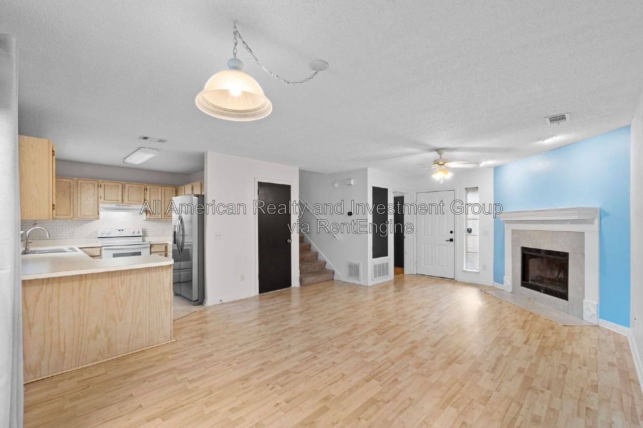 903 Piedmont Pl - Photo 6 of 27