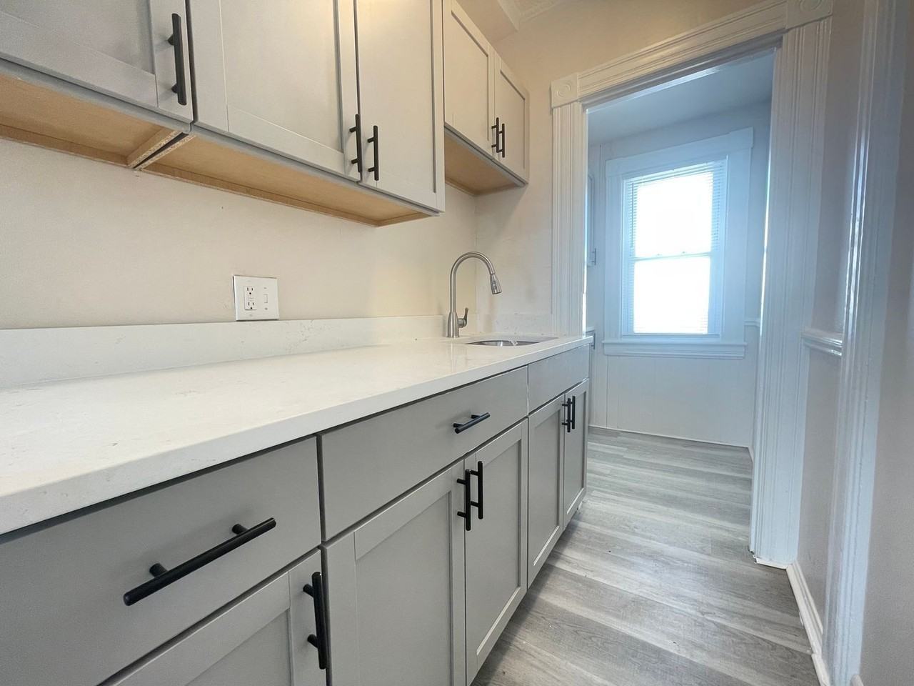 347 Hayward St #2 - Photo 5 of 29