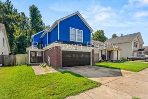 featured image of 4827 Royal Run Dr