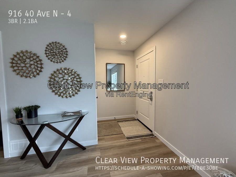 908 40 Ave N #4 - Photo 4 of 20