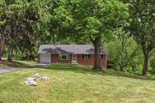 329 Fairview Dr - Photo 1 of 1