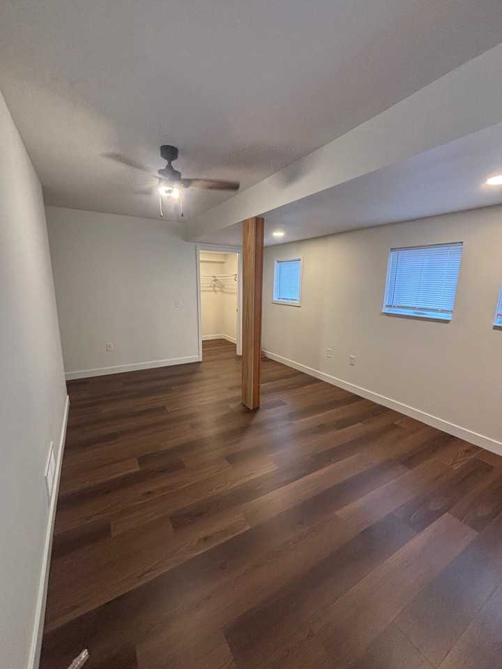 307 E Jefferson St - Photo 6 of 20