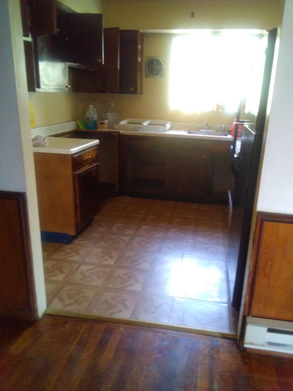 1600 Crest Hill Ave #4 - Photo 2 of 8