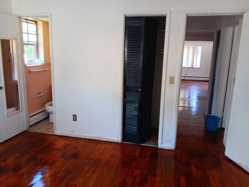 1600 Crest Hill Ave #4 - Photo 6 of 8
