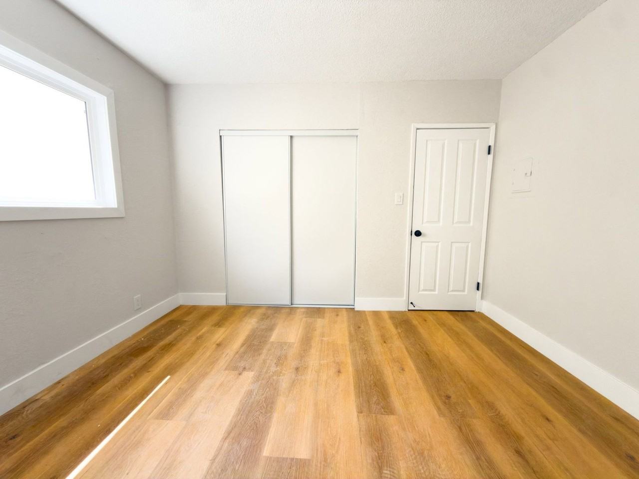 8118 S Western Ave #1A - Photo 5 of 13
