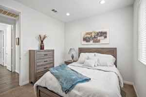 featured image of 4720 E Washington Ave