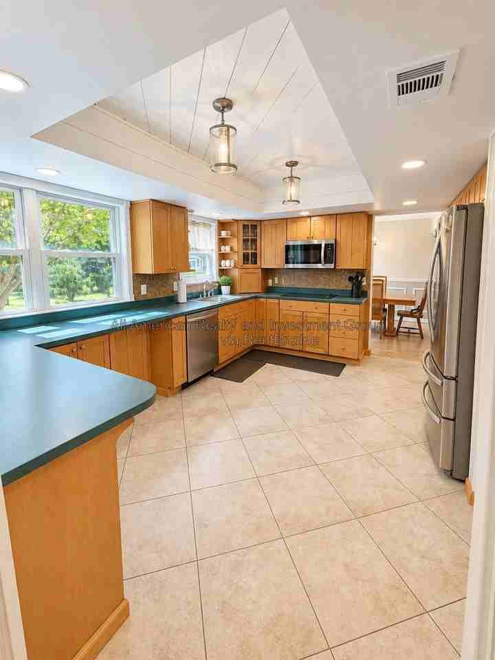 197 Country Club Rd - Photo 5 of 30