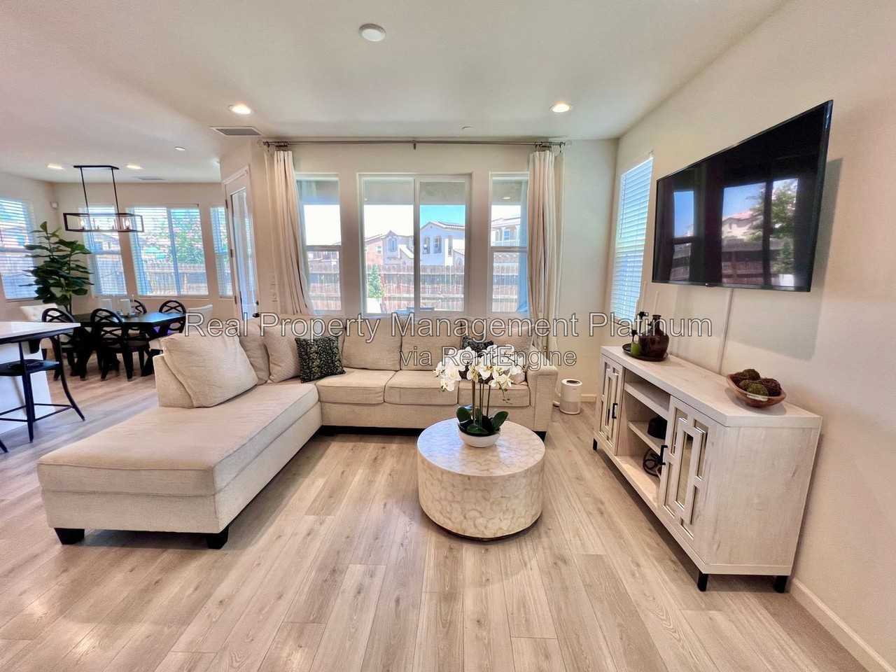 6286 E Overlook Way - Photo 3 of 20