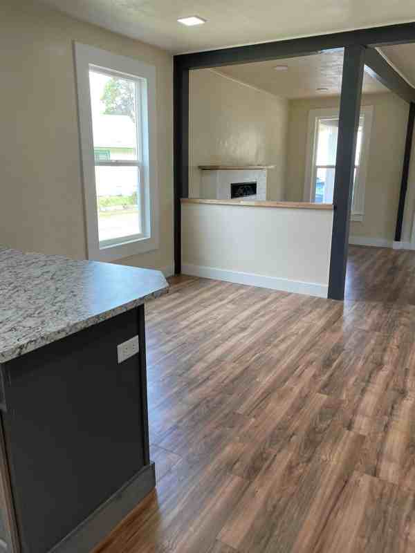 1608 Se Mill St - Photo 2 of 16