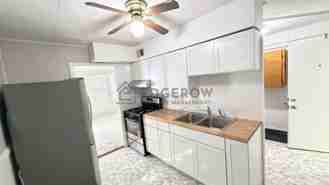 1354 Eastern Pl Ne - Photo 1 of 1