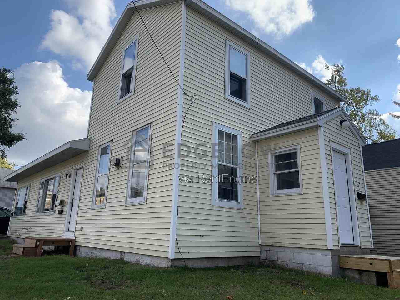 99 Houston Ave #1 - Photo 2 of 3