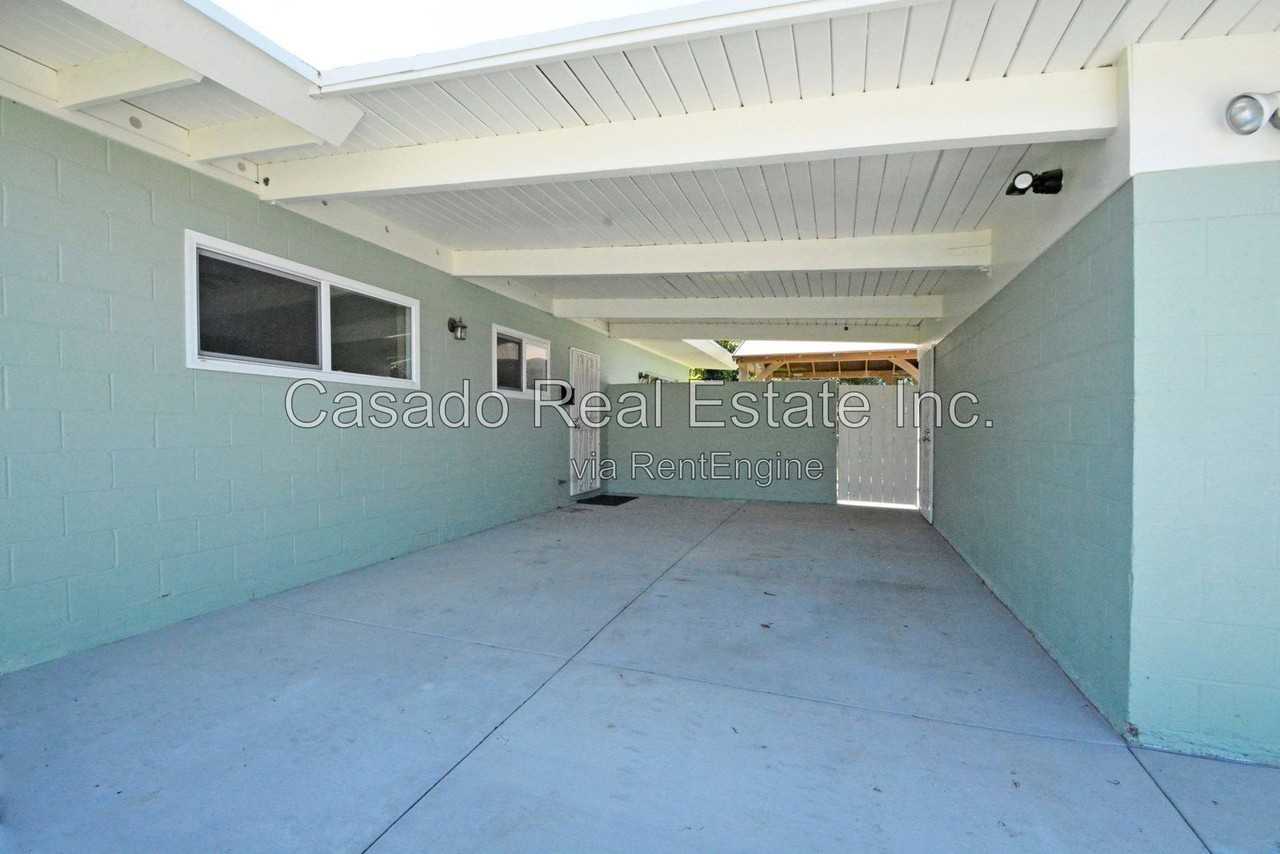 13958 Dunton Dr - Photo 4 of 9