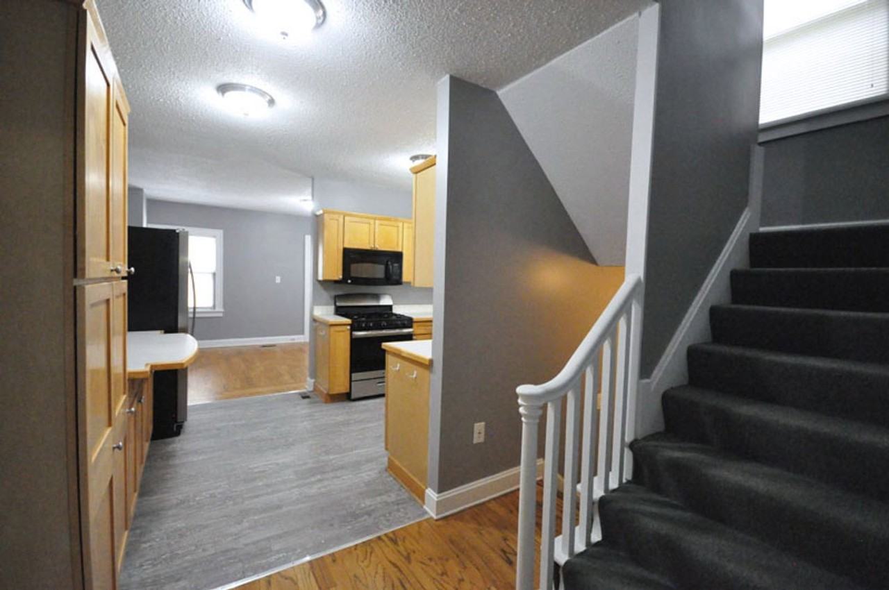 1499 Perry St - Photo 3 of 15