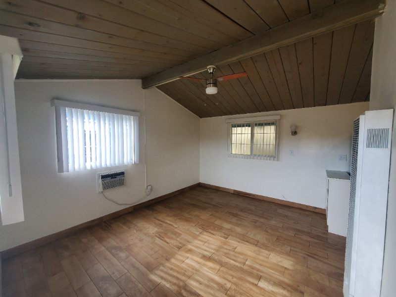 4264 Mentone St #4264 - Photo 4 of 16