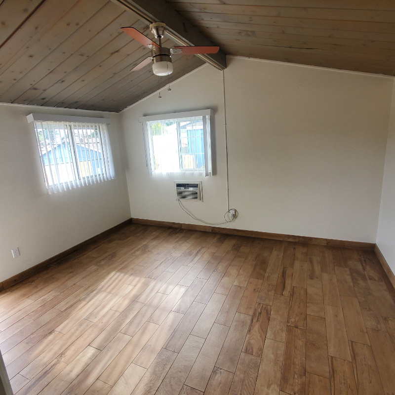 4264 Mentone St #4264 - Photo 5 of 16
