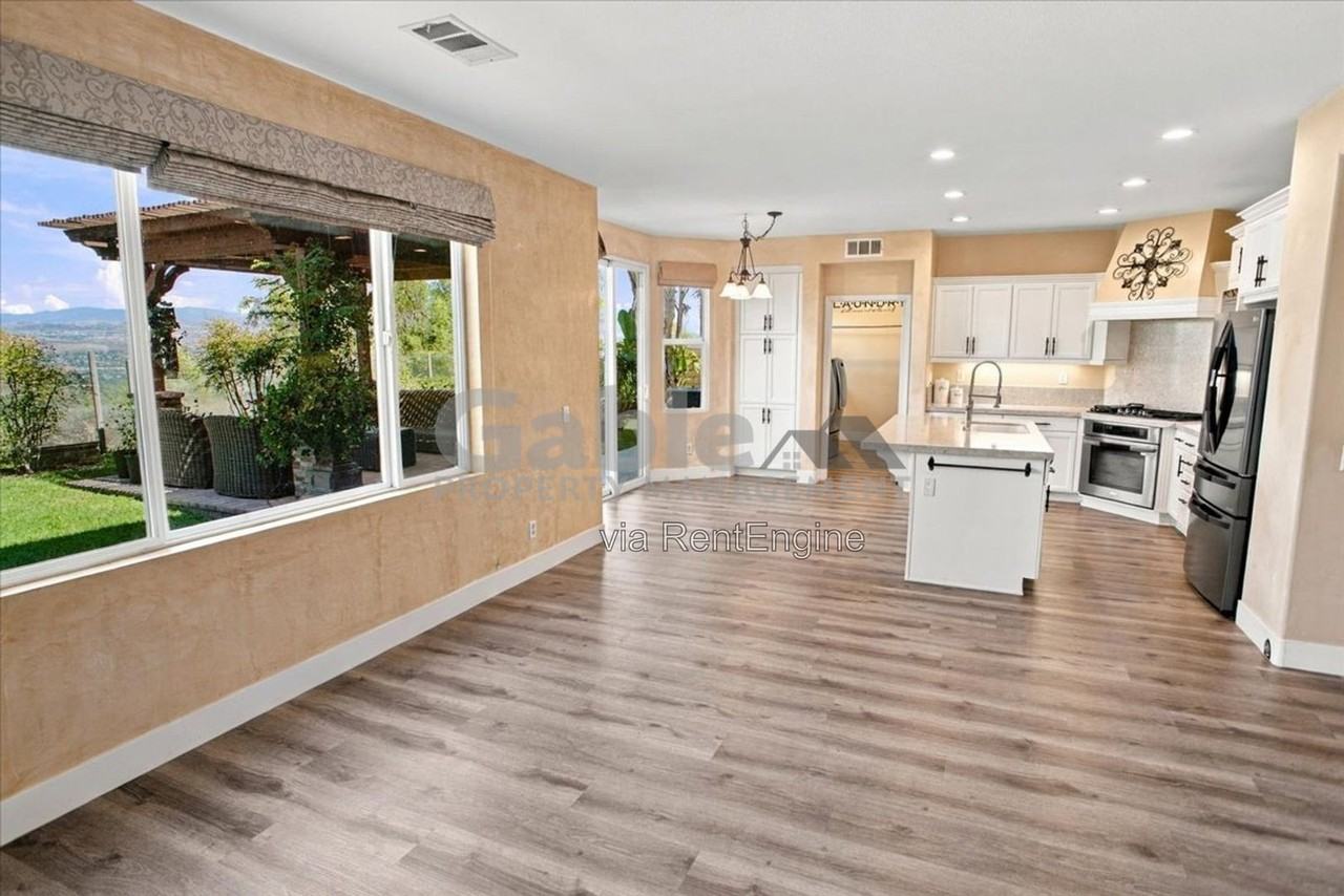 19639 Ellis Henry Ct - Photo 7 of 30