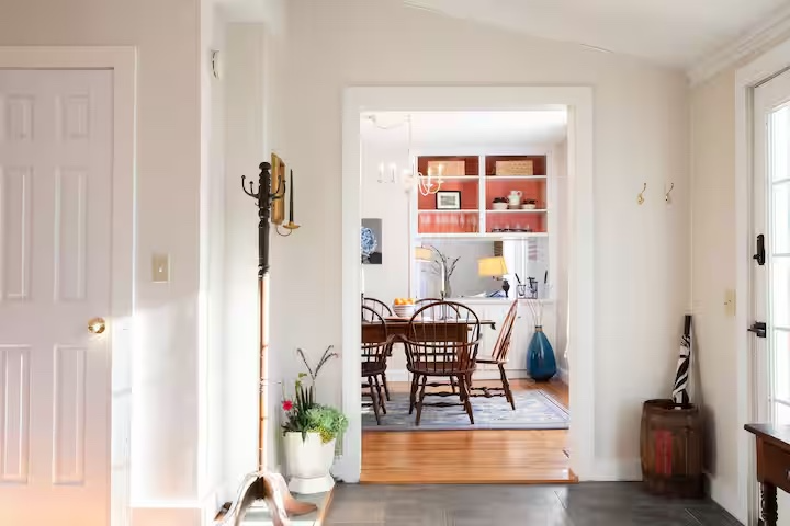 28 Bridge St - Photo 7 of 20