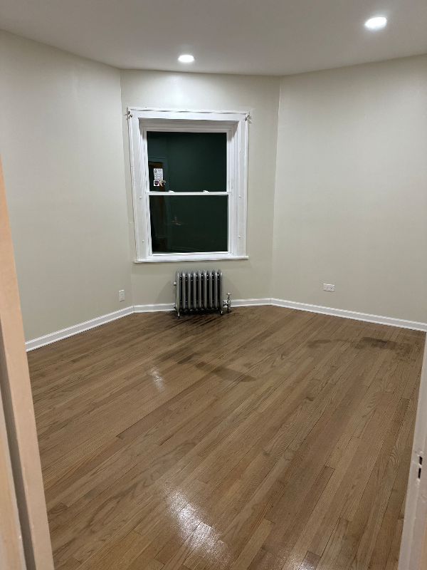7940 S Saint Lawrence Ave #1 - Photo 4 of 10