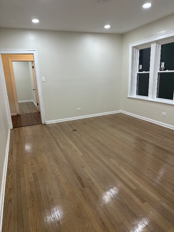 7940 S Saint Lawrence Ave #1 - Photo 5 of 10