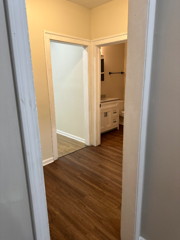 7940 S Saint Lawrence Ave #1 - Photo 7 of 10