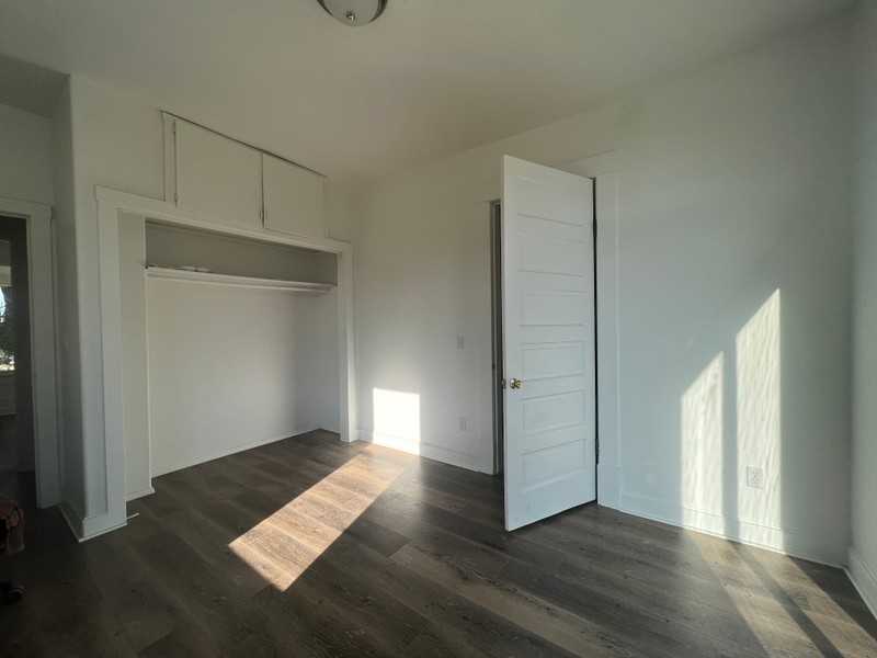 3904 Wn - Photo 3 of 8