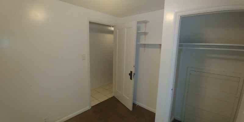 371 E Roosevelt Ave #1 - Photo 4 of 9