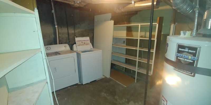 371 E Roosevelt Ave #1 - Photo 5 of 9