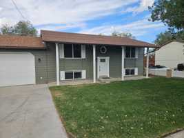 featured image of 349 E Main St
