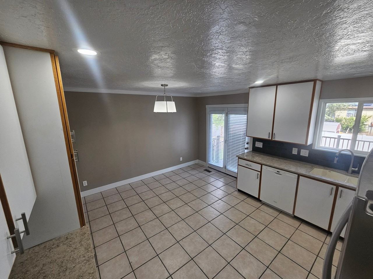 349 E Main St - Photo 6 of 19